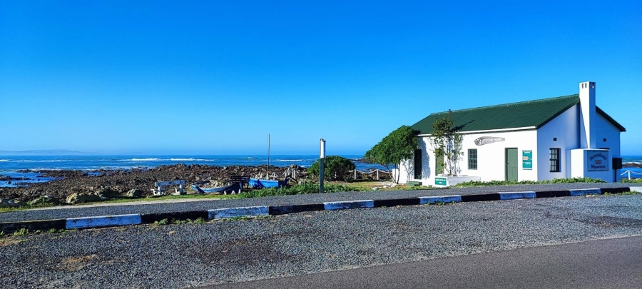 4 Bedroom Property for Sale in Franskraal Western Cape